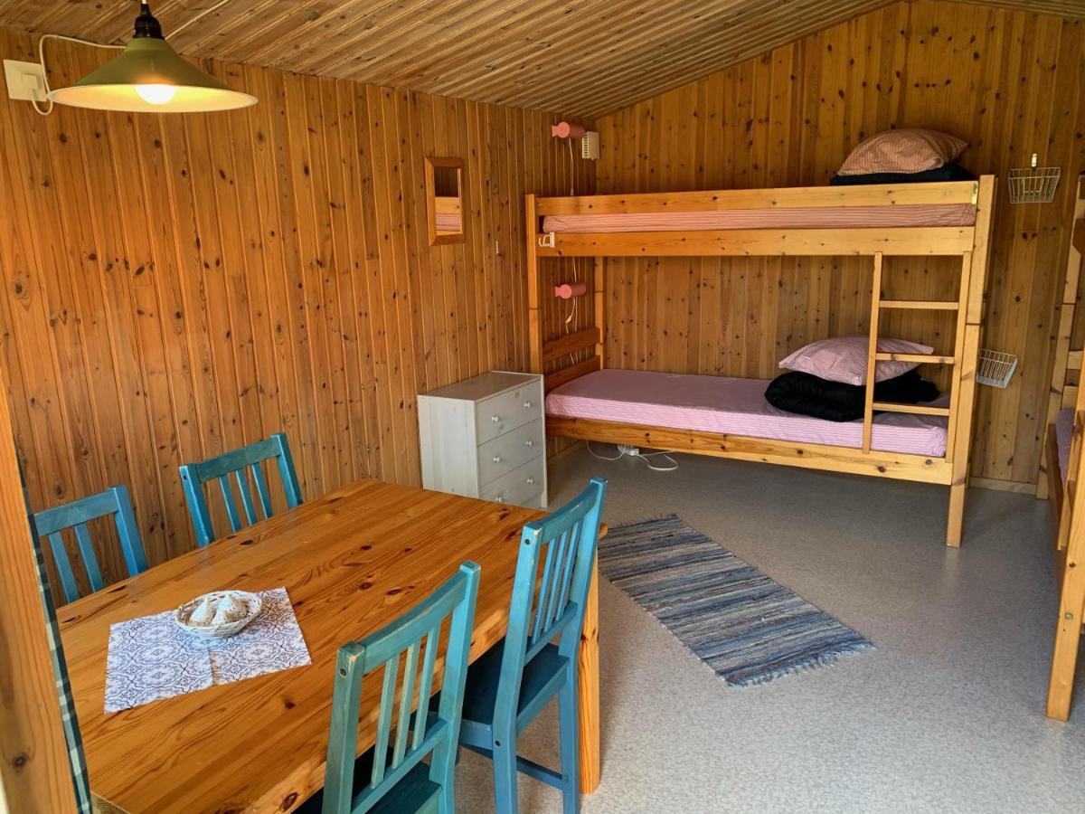 Haestveda Vandrarhem Och Stugor Exterior photo